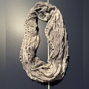 Textured Gray and White Scarf